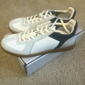 Brand new (never worn) Rothy’s Hudson sneakers with original box